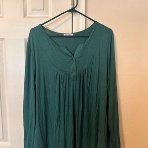 HALIFE women’s babydoll buttoned blouse. Hunter green. Size XL